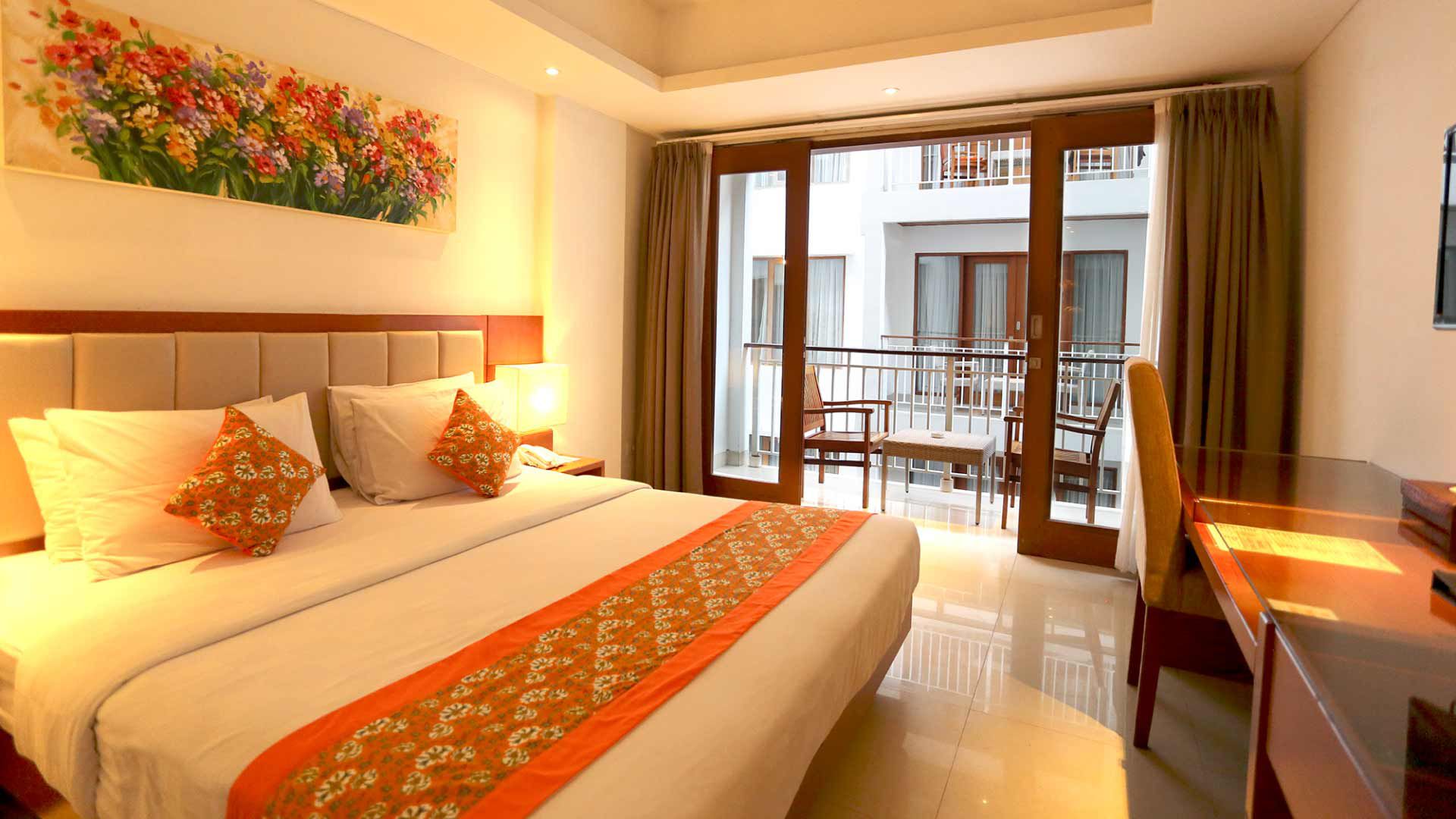 Deluxe Balcony Room